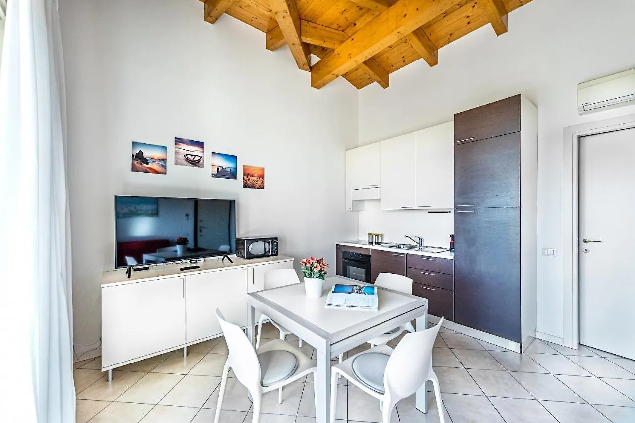 Montecolo Resort By Wonderful Italy Manerba del Garda 0*,